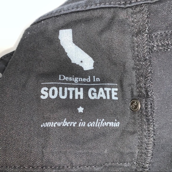 AG The Farrah Skinny Ankle Coated Black Size 28R - Picture 6 of 16